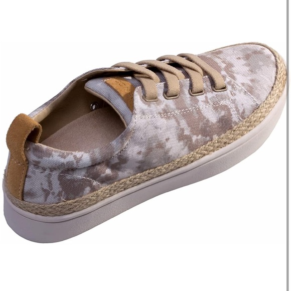 NWT Spenco Malibu Lace Sneaker - Picture 6 of 11